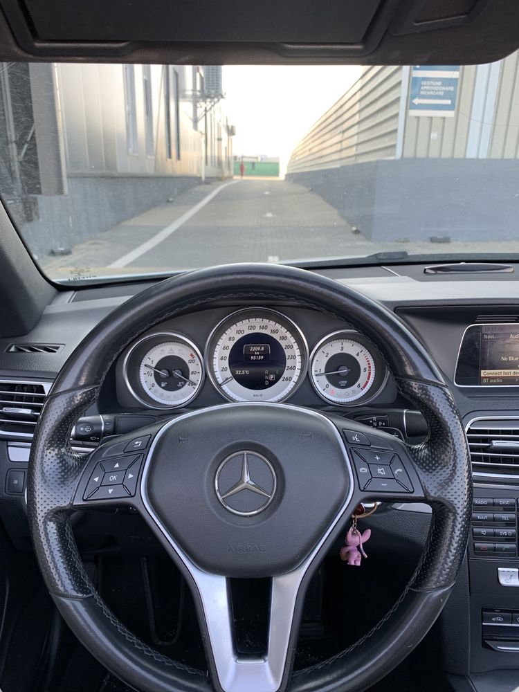 Mercedes-Benz E220 CDI