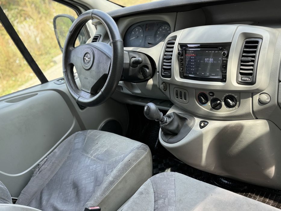 Opel Vivaro 1.9 CDTi 2006 un singur proprietar de noua.