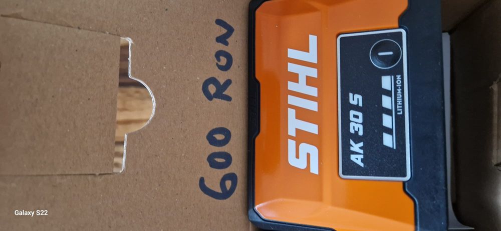 Husqvarna, Stihl acumulatori