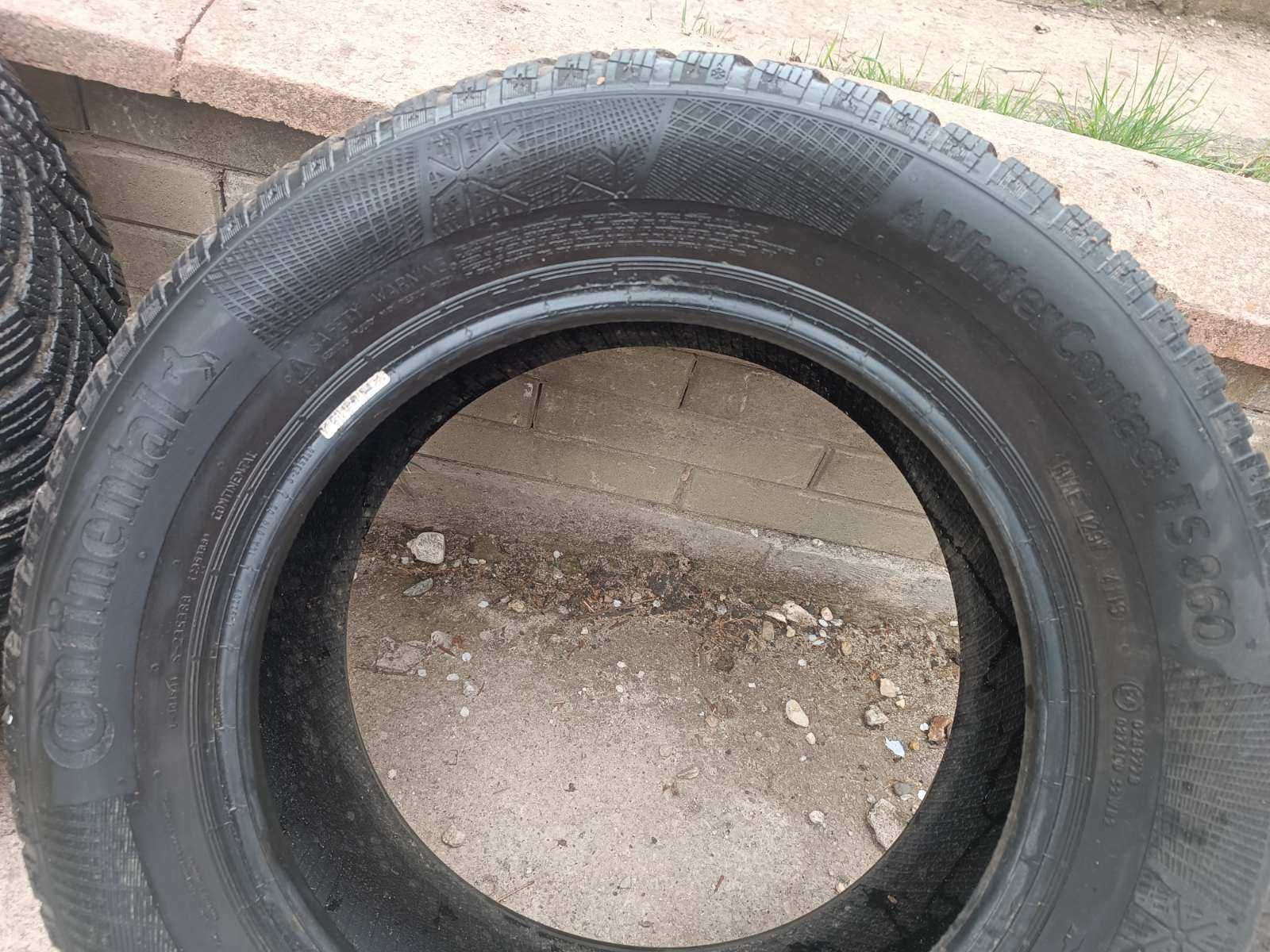 Продавам 4-ри броя запазени зимни гуми  Continental 195/65/15 DOT 16