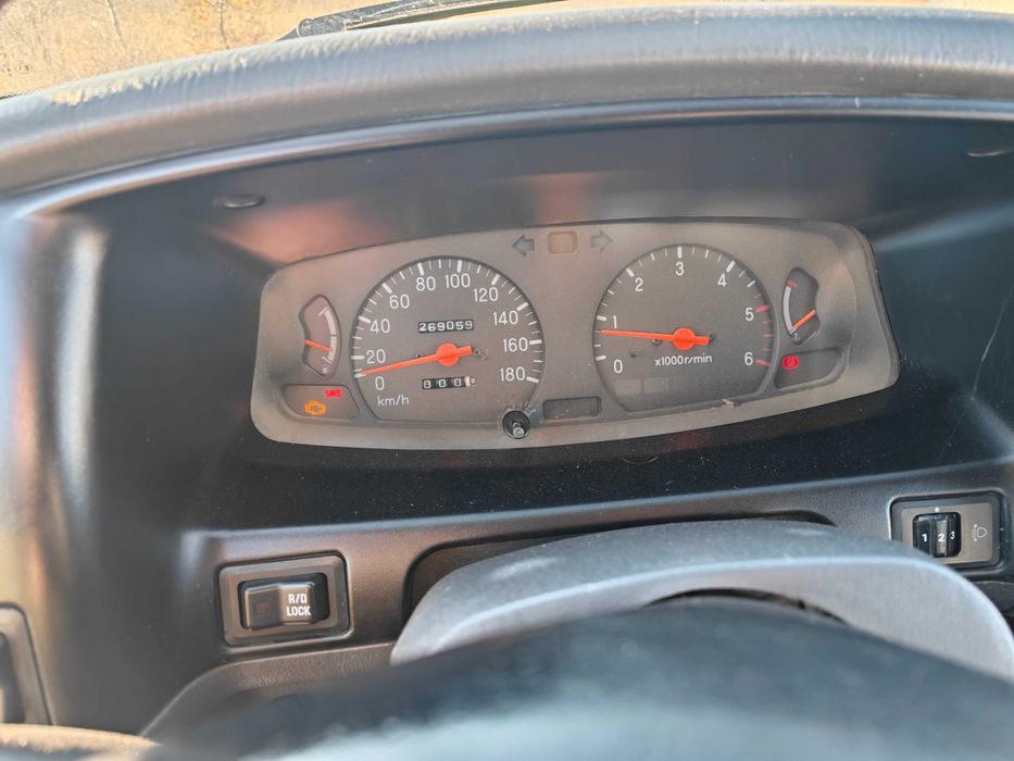 Mitsubishi L200 2.5 TD