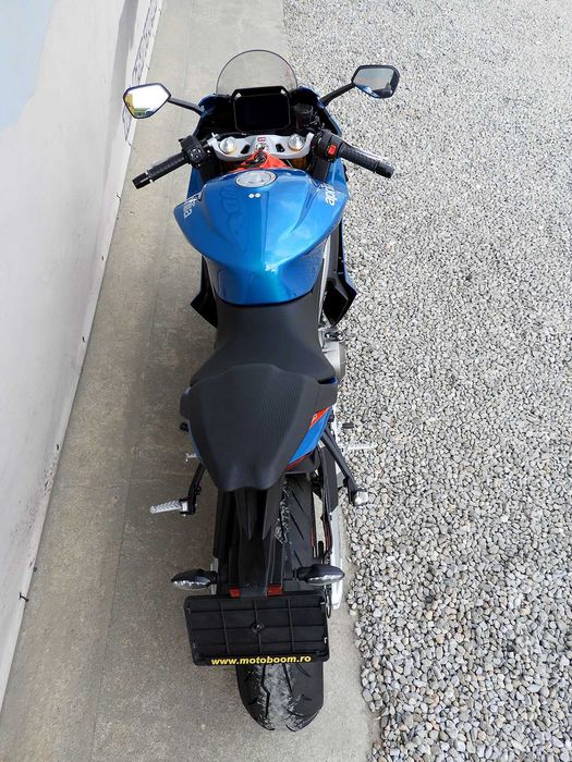Motocicleta Aprilia RS 660 2025