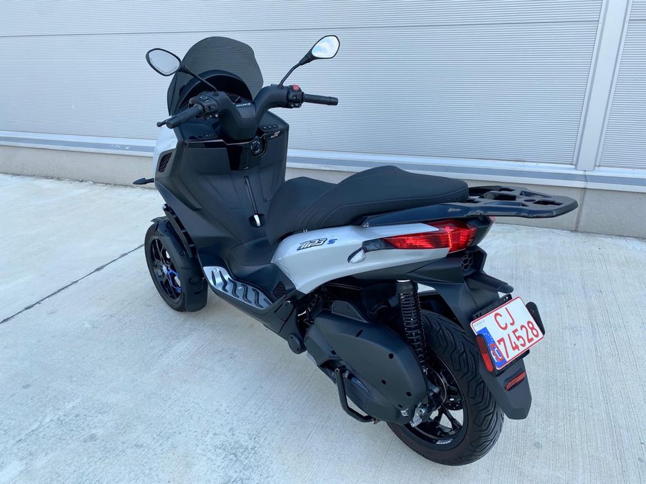 Piaggio MP3 S motor:310cmc 26cp Euro 5+ an:12.2024 km:645 in crestere