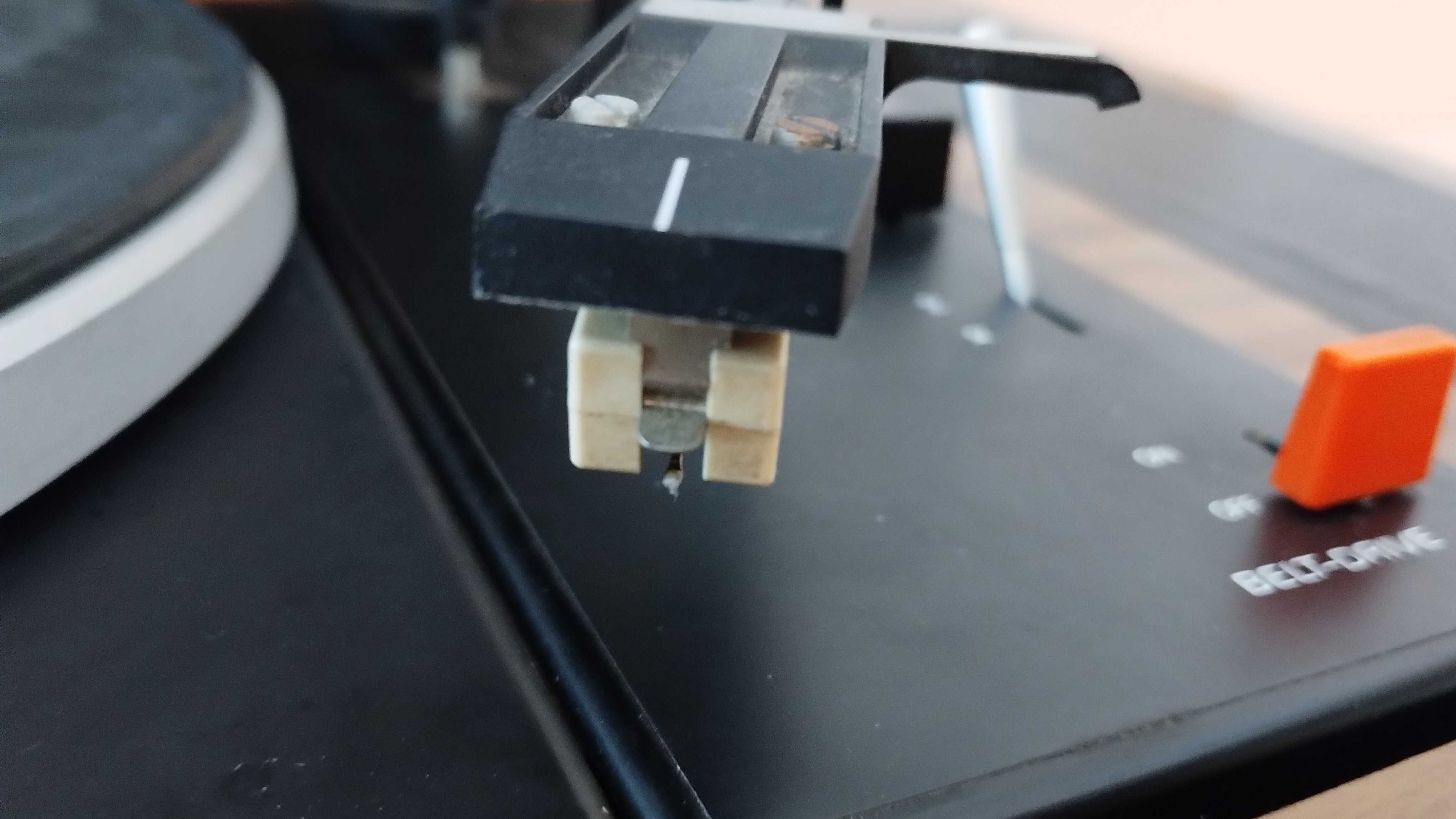 pickup Lenco L62