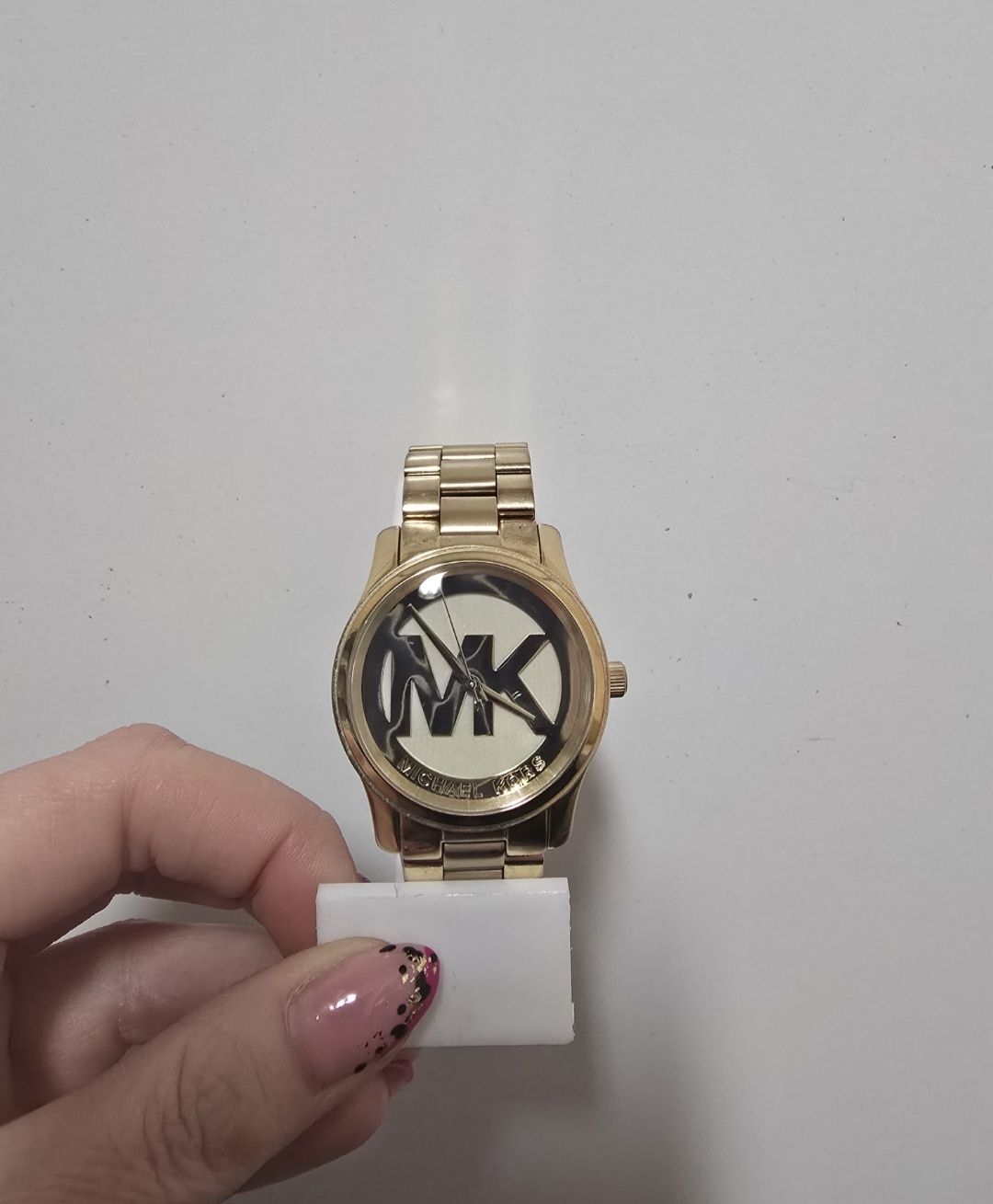 Часовник Michael Kors