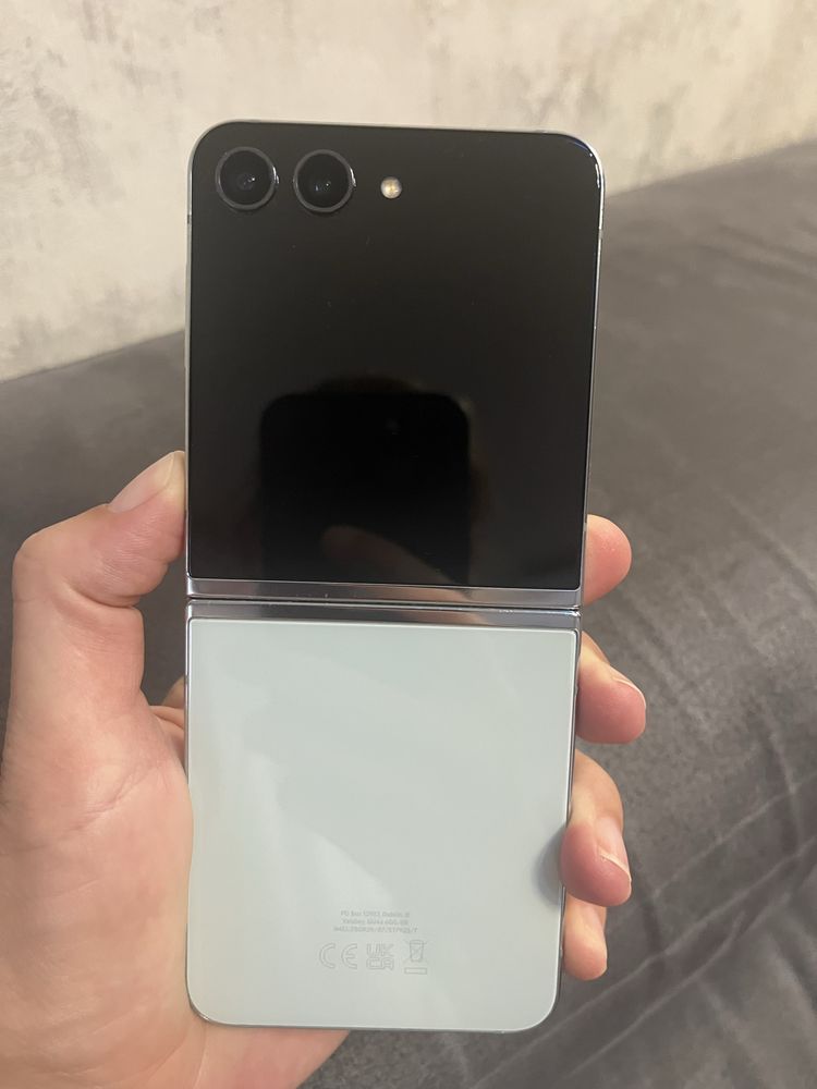 Samsung Z flip 5