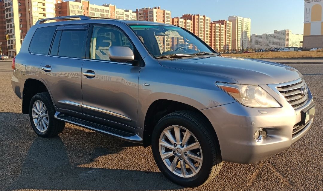 Продам Lexus LX570