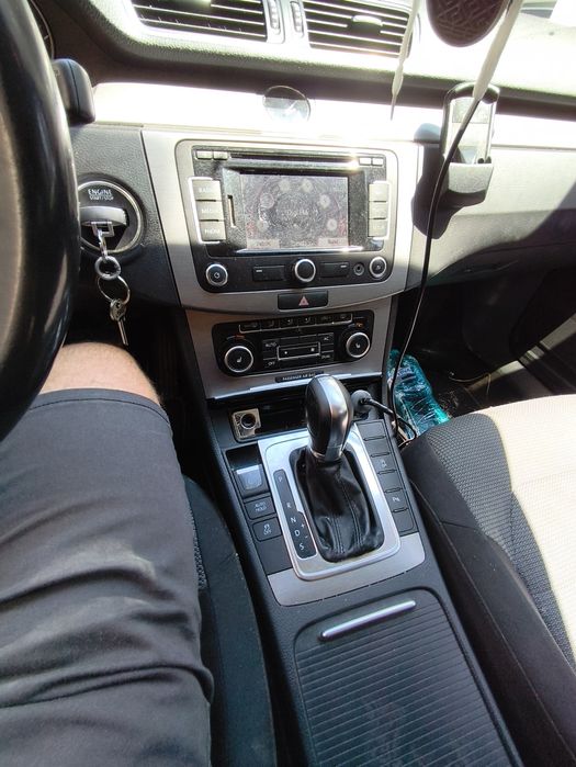 Vând Volkswagen Passat B7 Combi