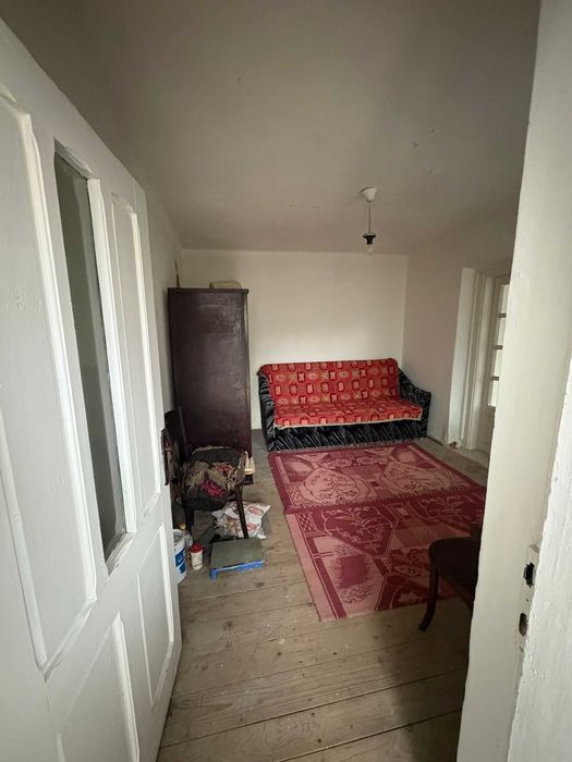 Casa de vanzare CENTRU SEGARCEA