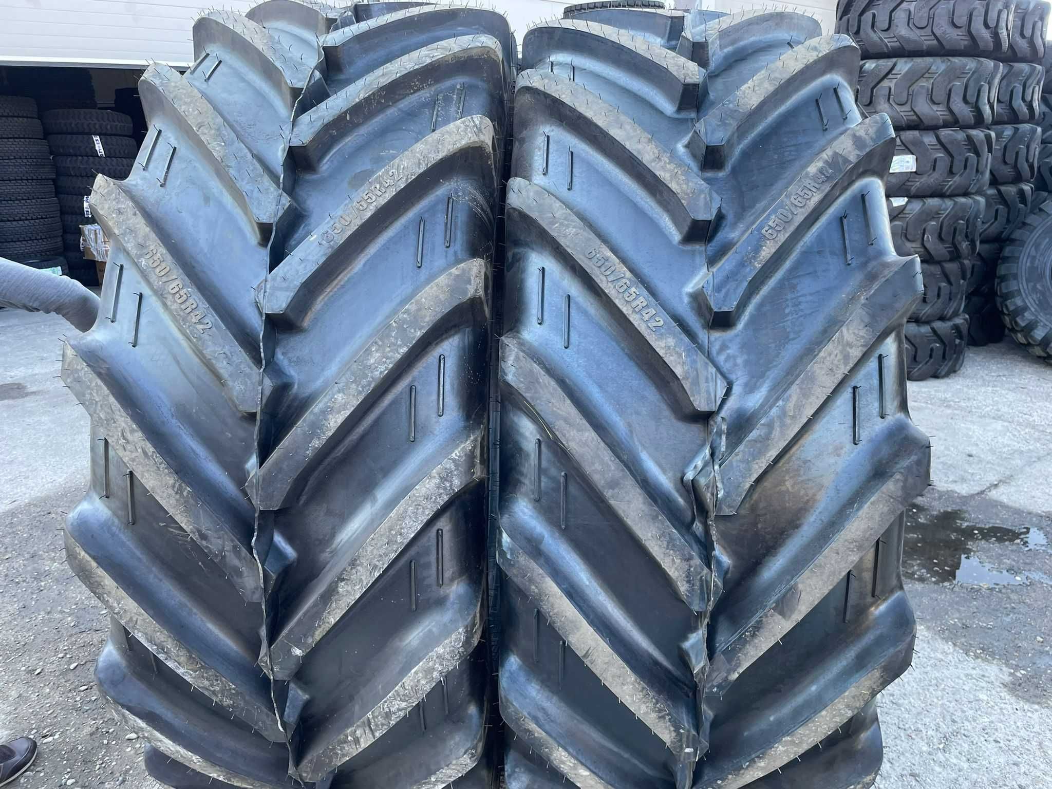 650/65R42 Cauciucuri Radiale noi Rusesti pentru tractor spate