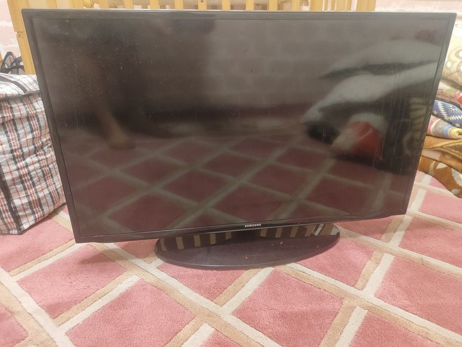 Продам телевизор самсунг