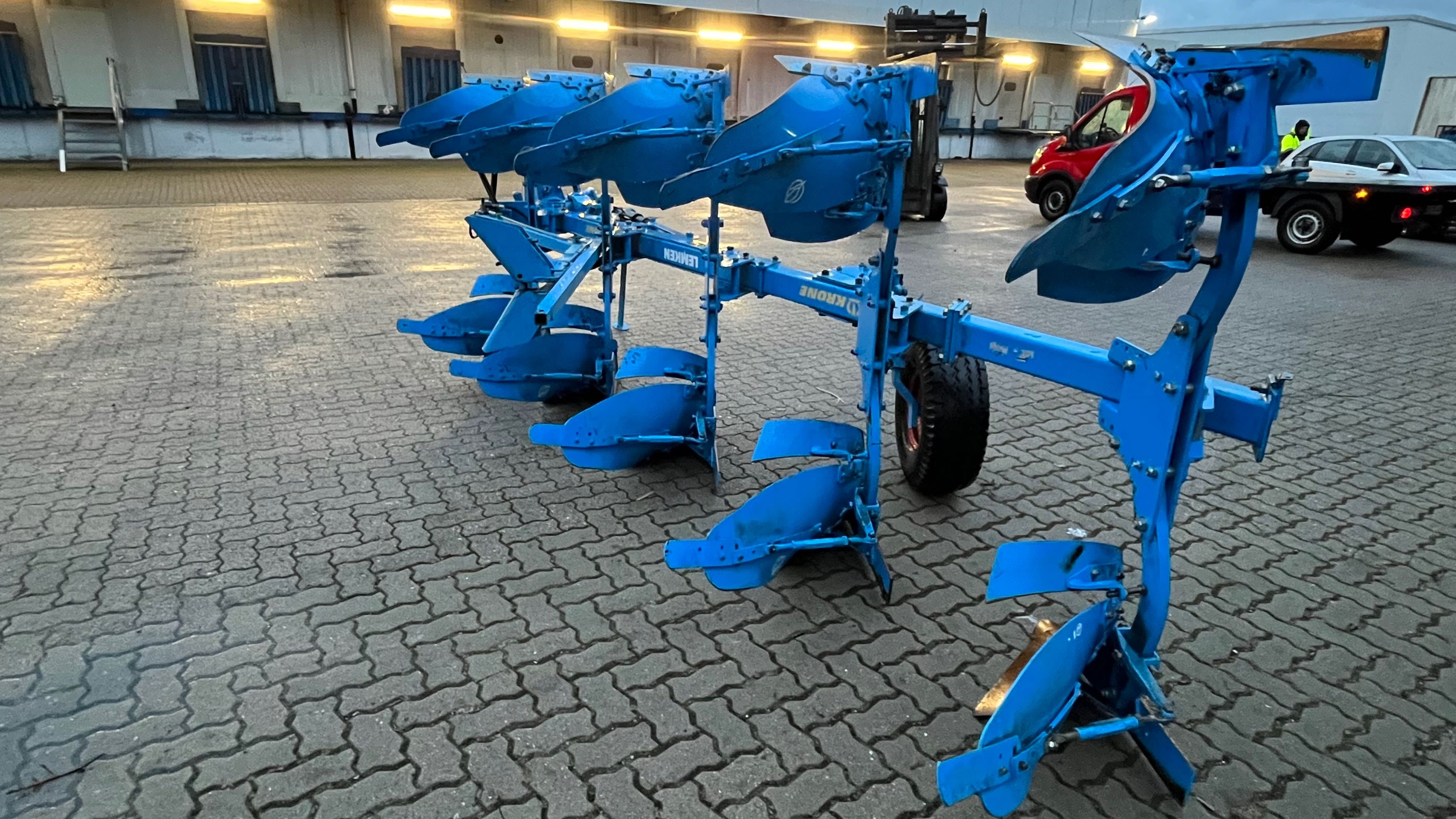 Lemken EurOpal 7 Omoch, Claas, Case , John derry, Belarus  tortadi