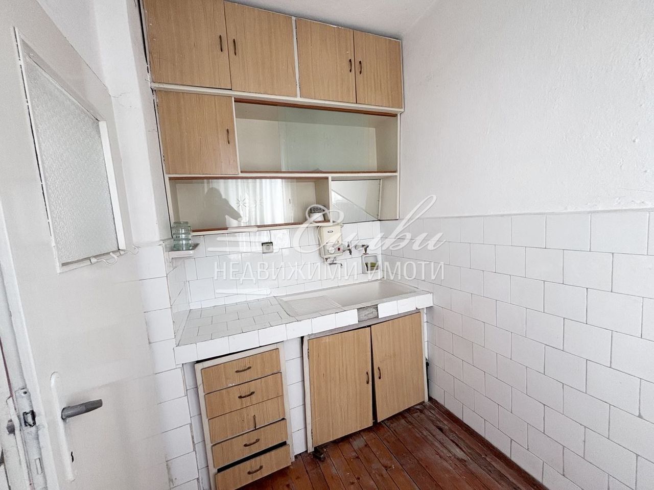 Продава се Къща в Велики Преслав - 261 кв.м за 411 €/кв.м - Снимка #8