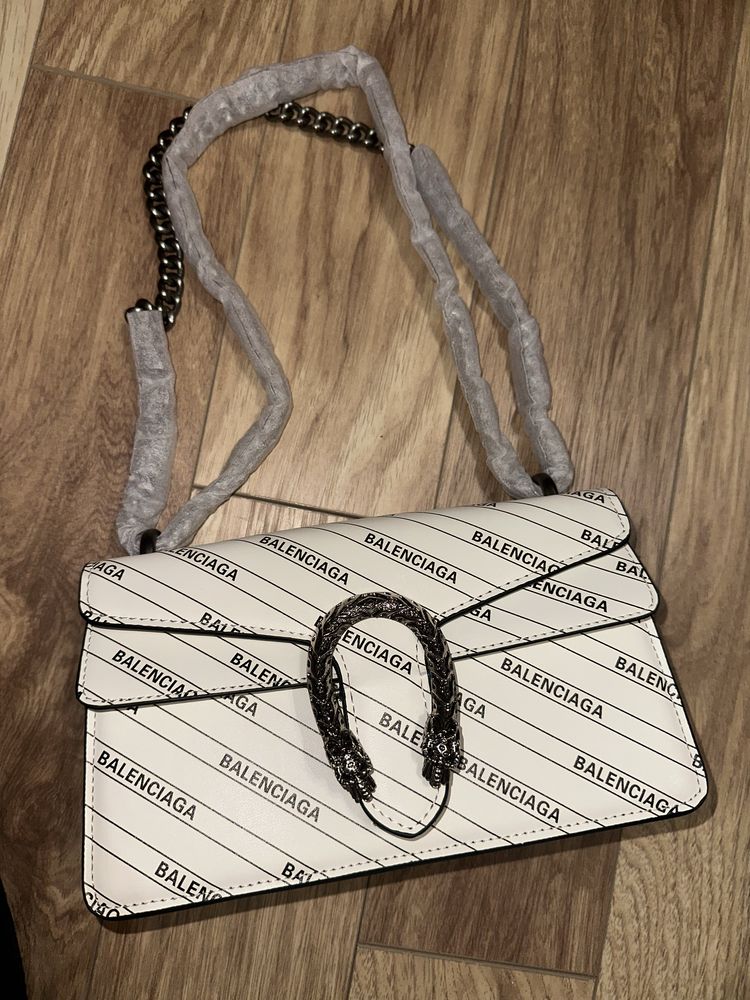 Дамска маркова чанта balenciaga