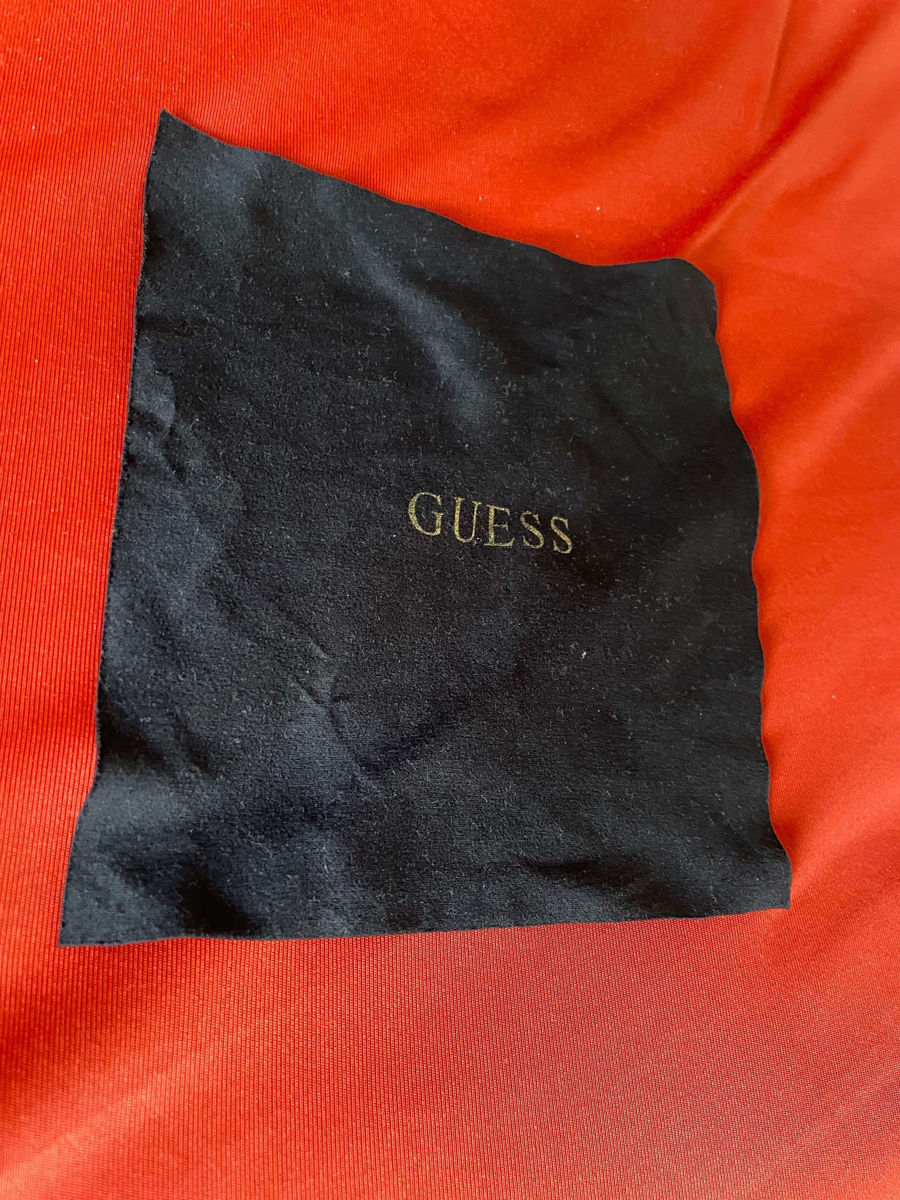 Guess - дамски слънчеви очила