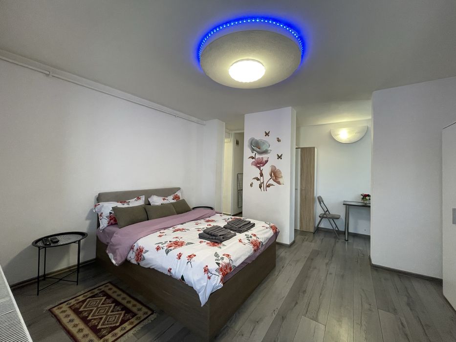 Inchiriez apartament 1 camera in regim hotelier
