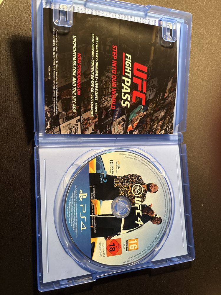 UFC 4 ( PS4/PS5)- реальстичные бои у тебя дома