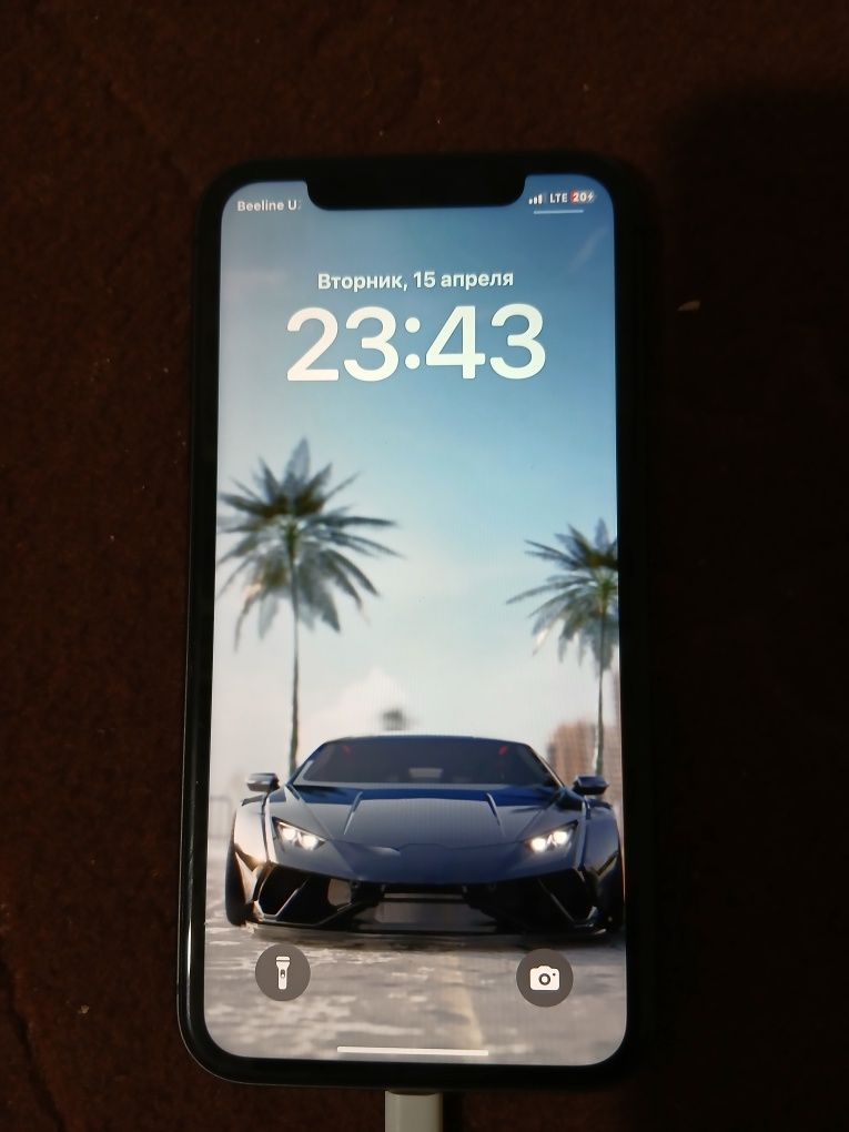 Iphone 11  yengi