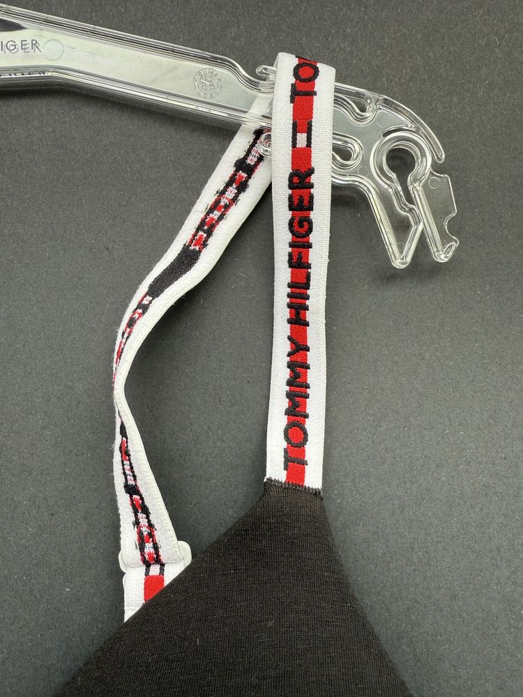 Сутиени /75B/ Tommy Hilfiger в черно и зелено