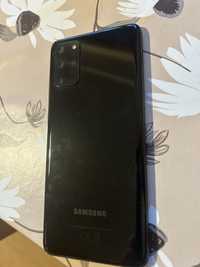 Samsung     S20+