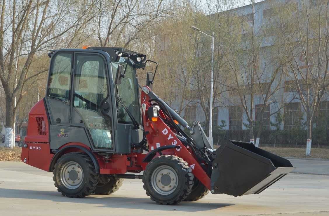 MIni Încărcător frontal articulat NOU DY35, motor Kubota