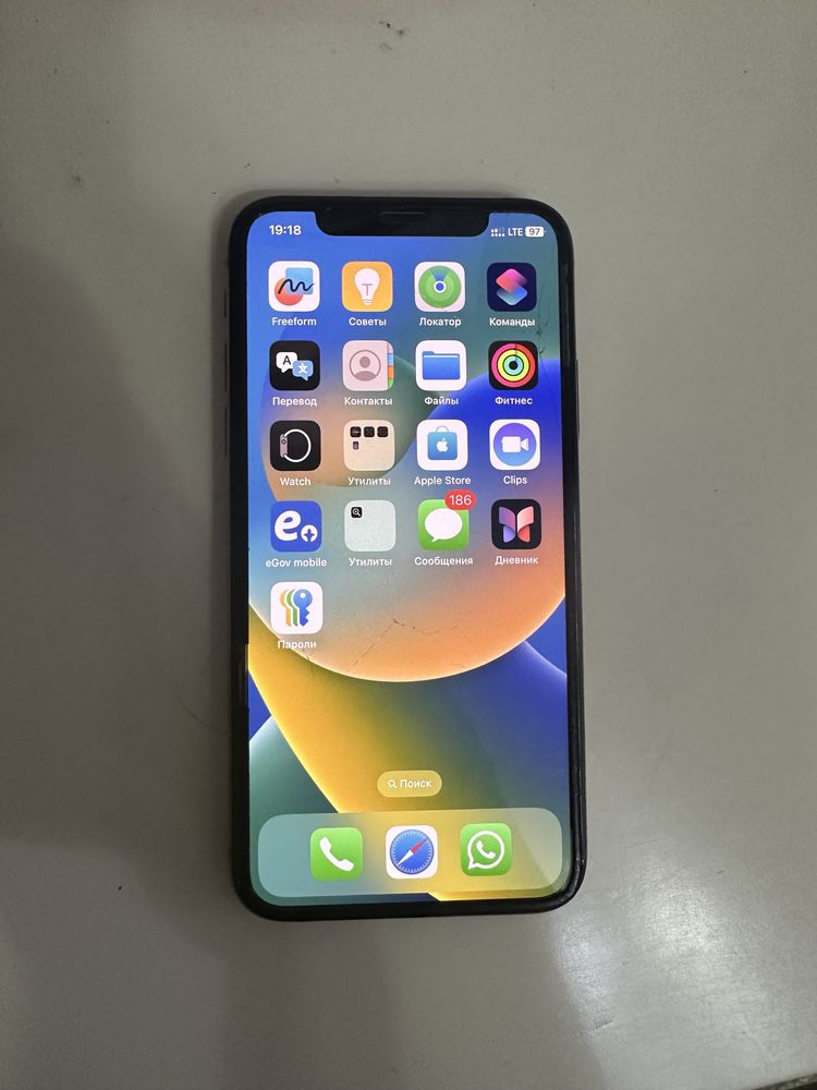 Продам Iphone XS Gold 64gb