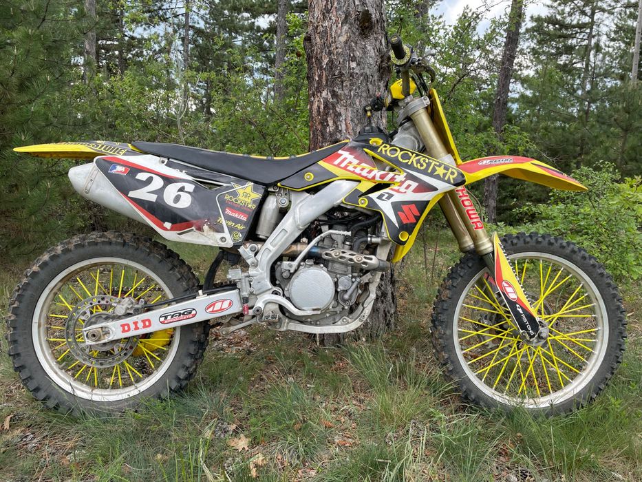 RMZ 250 2012 Година