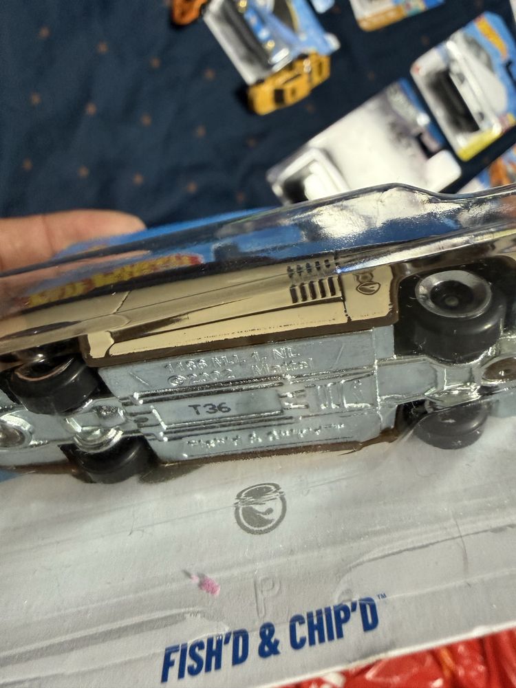 17 колички Hotwheels