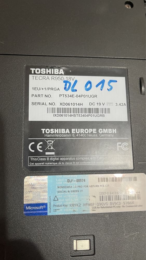 Dezmembrez Laptop Toshiba TECRA R950