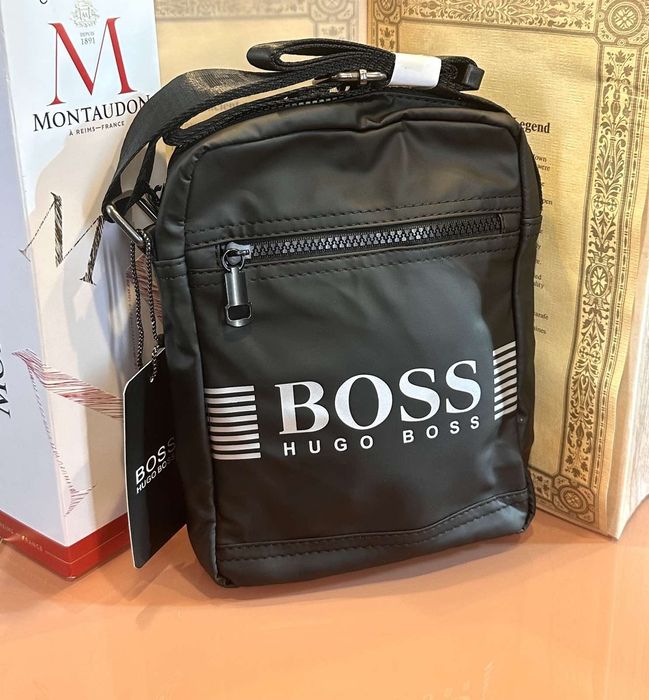 Мъжка чанта Hugo Boss