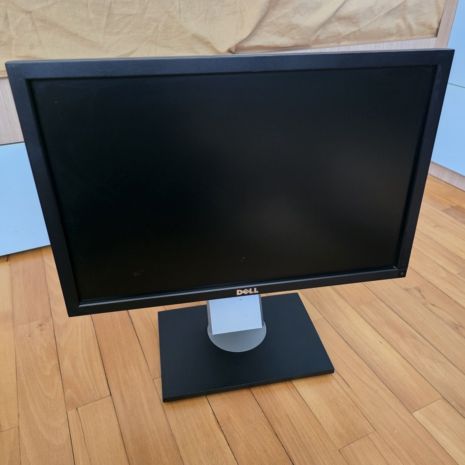 Монитор Dell P1911 1440x900(16:10) 60hz