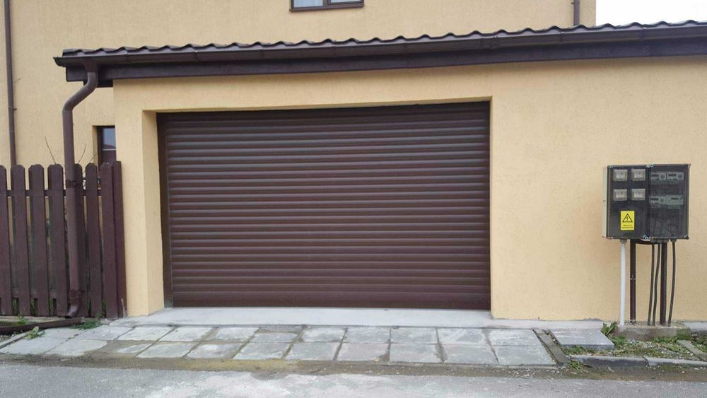 Usi garaj tip rulou/sectionala,rulouri geamuri, bariere
