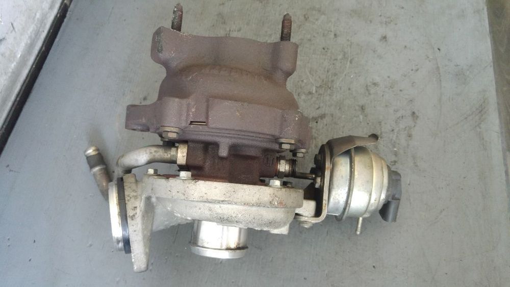 Turbina 2.0 tdi cjc audi a4 b8 03l145721a