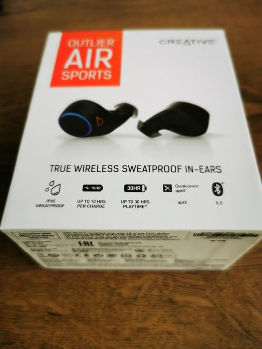 Creative outlier air true wireless