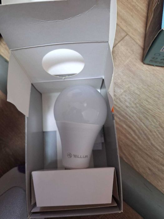 Ocazie Google Home Smart Speaker muzică și control vocal + bec