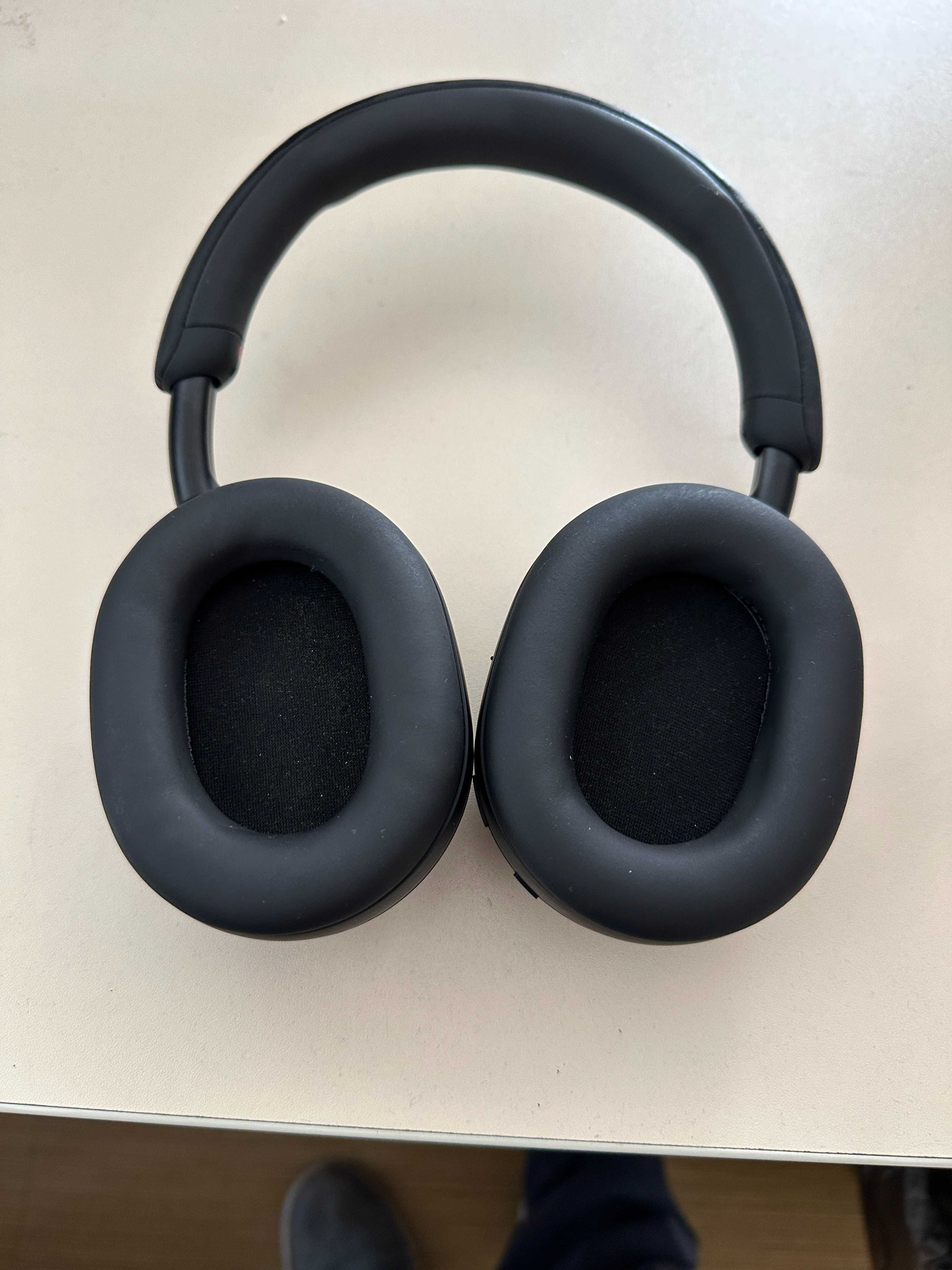Слушалки Sony WH-1000XM5