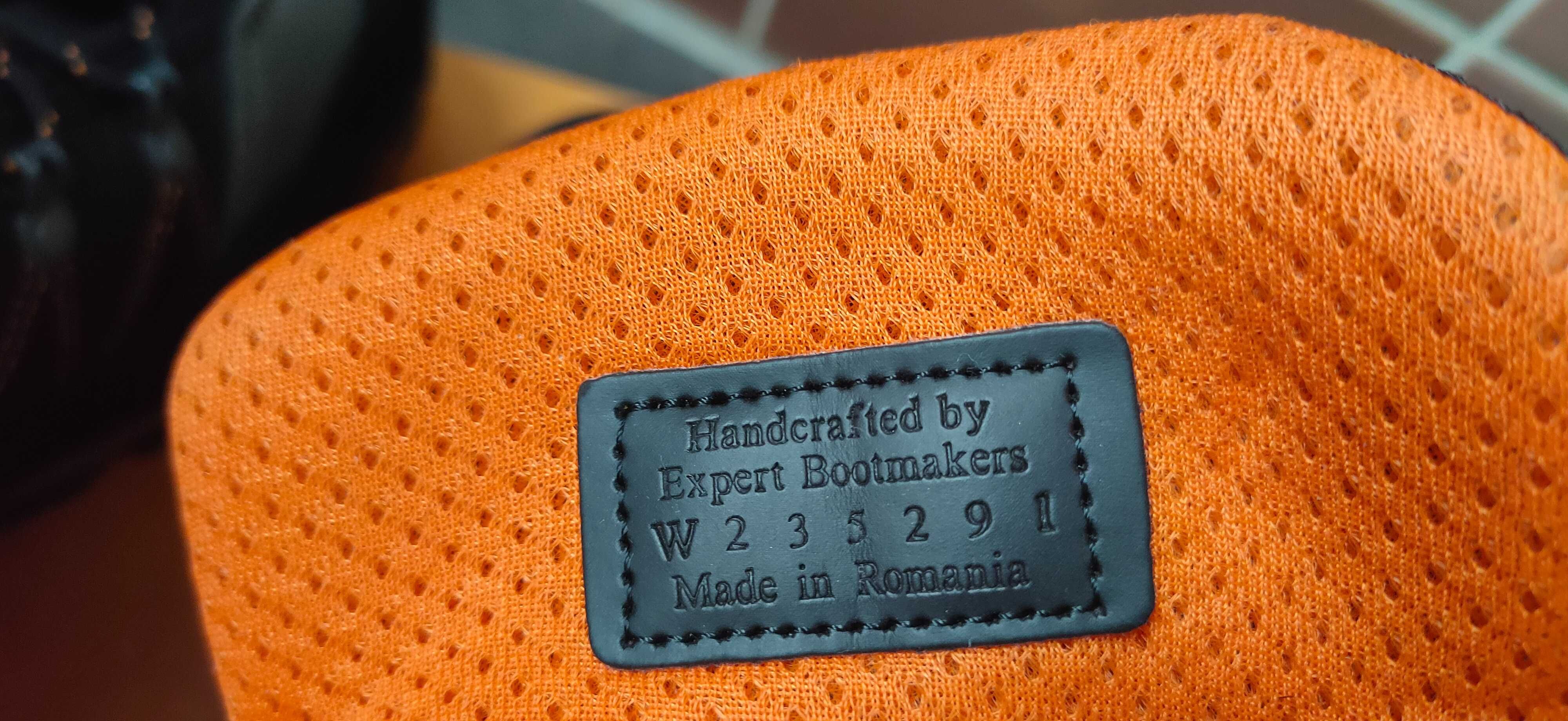 Нови туристически обувки AKU Trekker L.3 Wide GTX 44.5