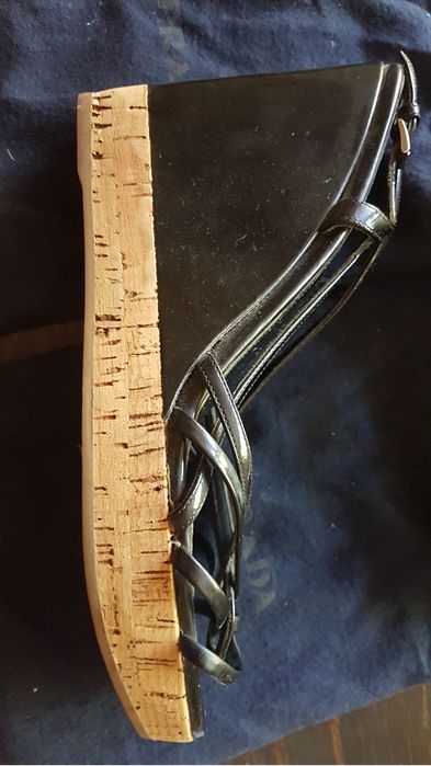 Vand sandale originale Prada piele marimea 41