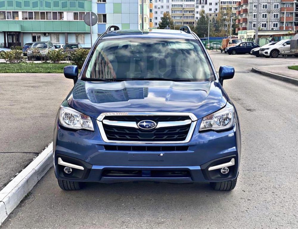 SUBARU FORESTER 2018г Растаможен