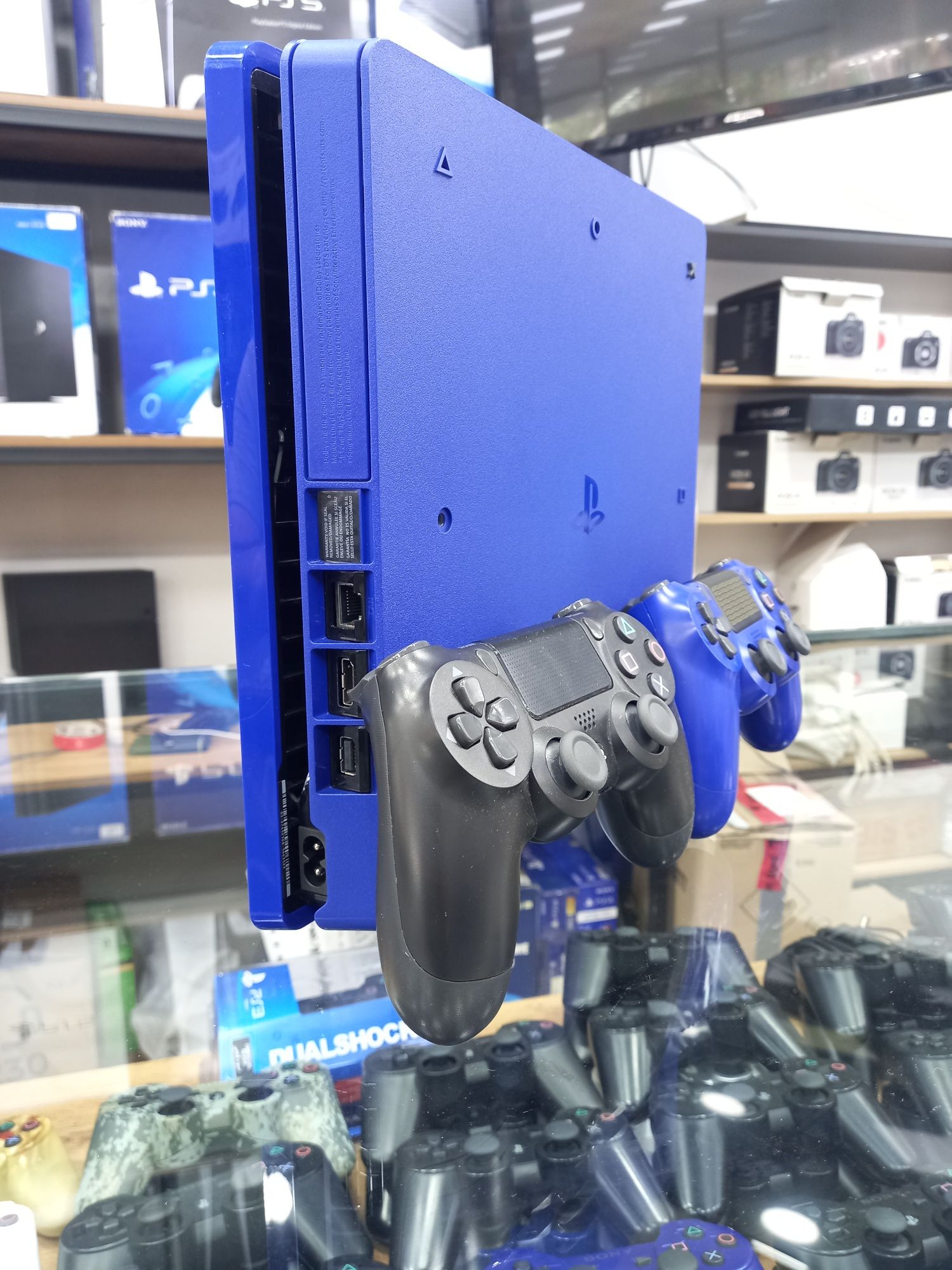 PlayStation Ps4 silim 1tb