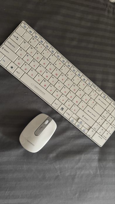 Клавиатура и мишка Esperanza +ПОДЛОЖКА ЗА МИШКА