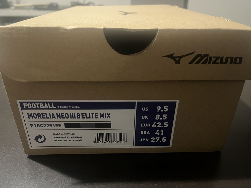 Футболни обувки Mizuno Morelia NEO 3