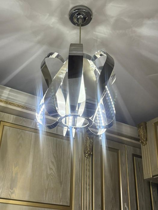 Люстра продаю из дома