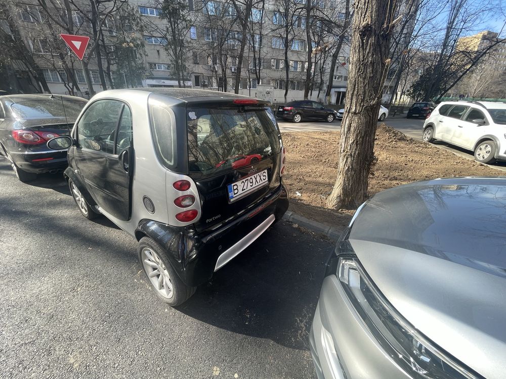 Smart Fortwo 2004 in stare tehnica buna