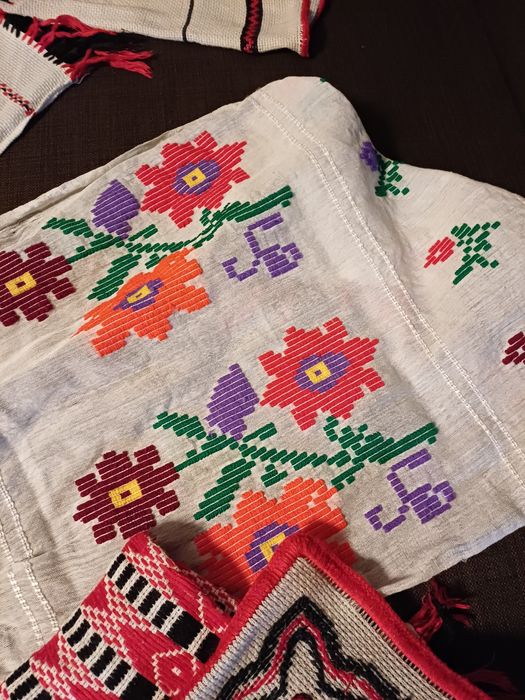 Tesaturi traditionale