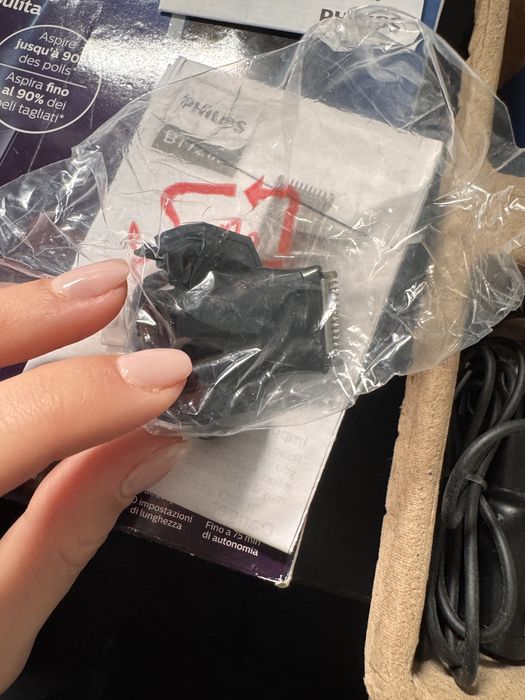 Philips series 7000 - aparat de tuns barba cu aspirare