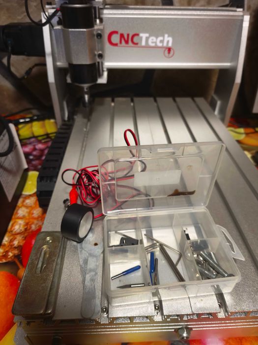 CNC ROUTER 3040 (чисто нова )