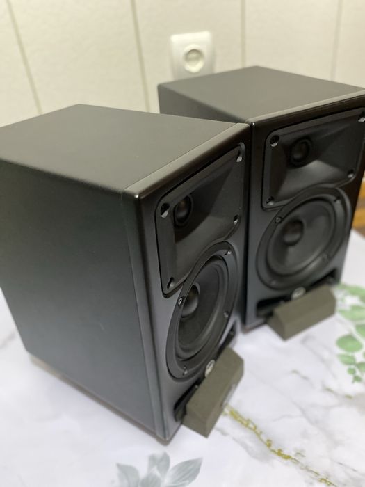 Студийные мониторы RCF AYRA PRO5 В идеальном состоянии