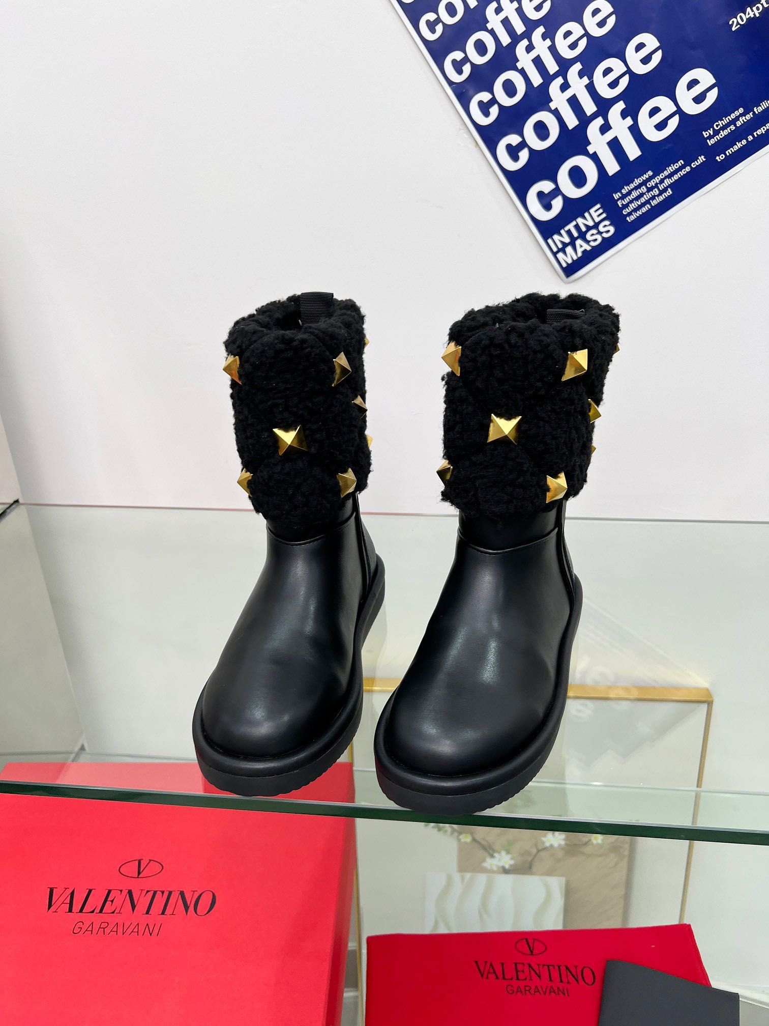 Valentino зимни ботуши
