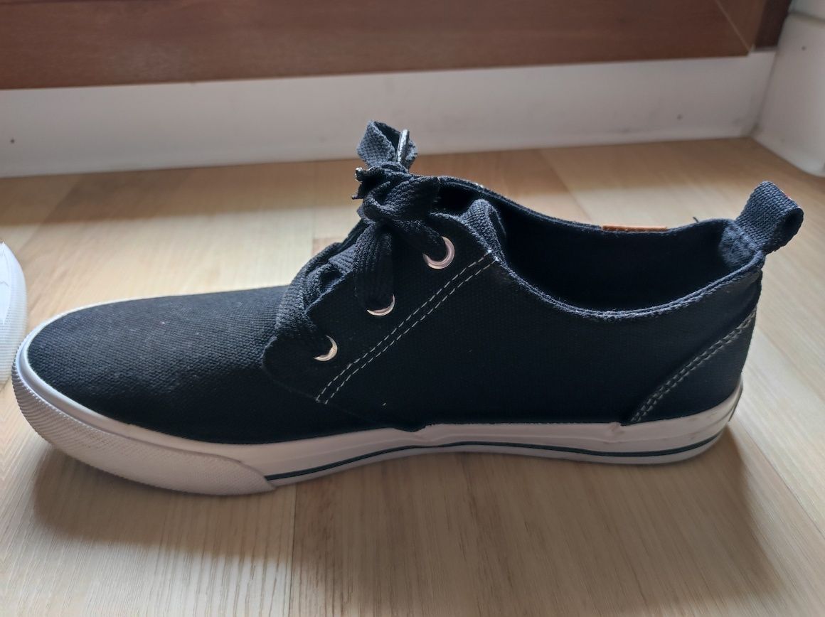 Кецове Lee Cooper номер 42,5 / 43